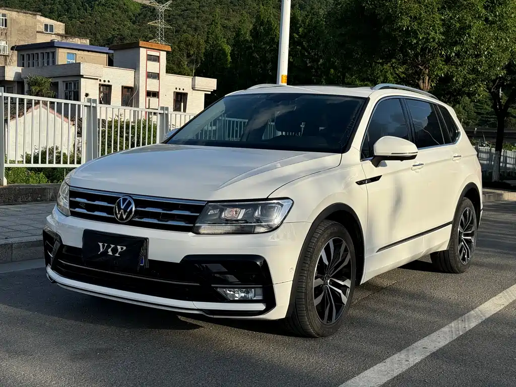 Volkswagen Tiguan L 2021