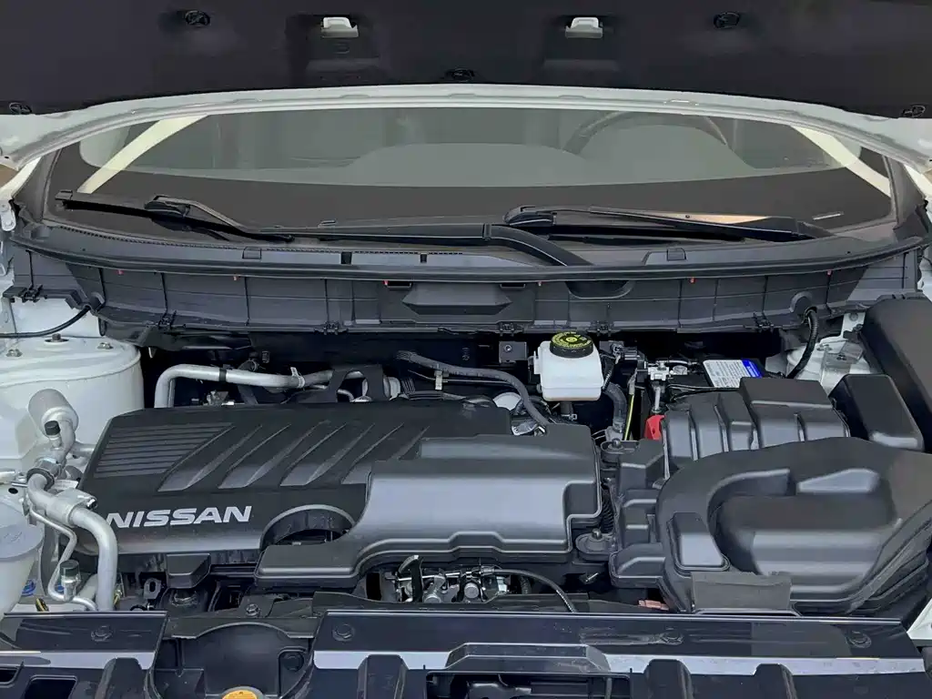 Nissan X-Trail — миниатюра 18
