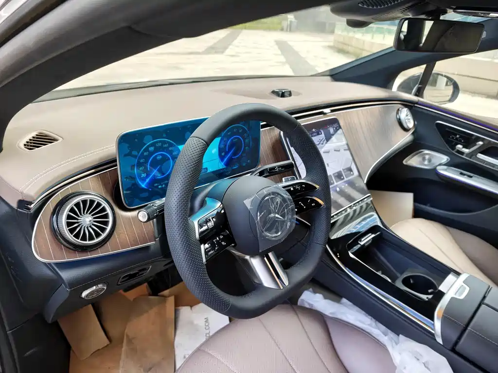 Mercedes-Benz EQE — миниатюра 13