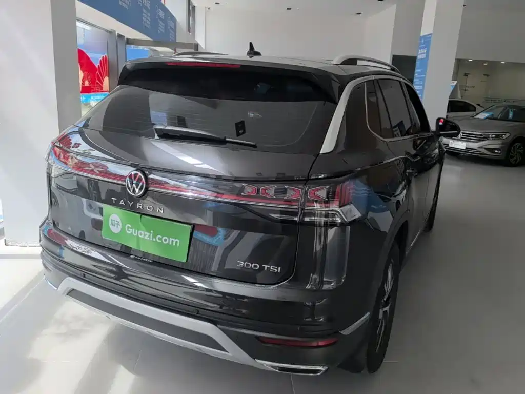 Volkswagen Tayron 2025 300TSI