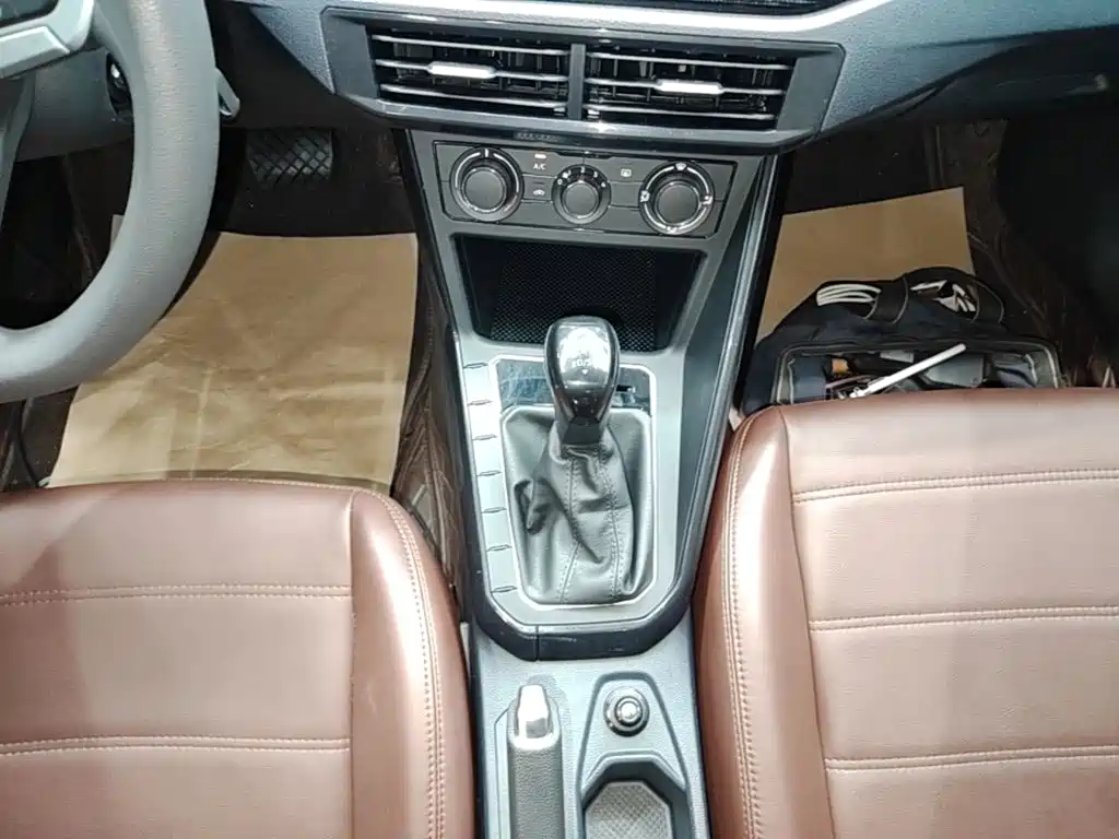 Volkswagen Lavida — миниатюра 14