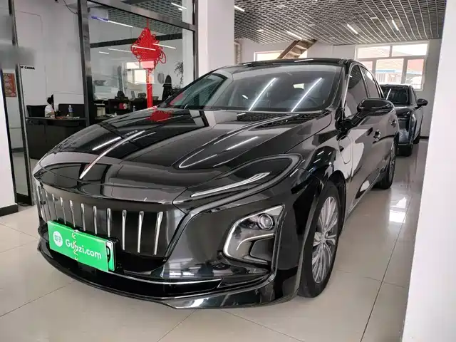 2024 Hongqi E-QM5