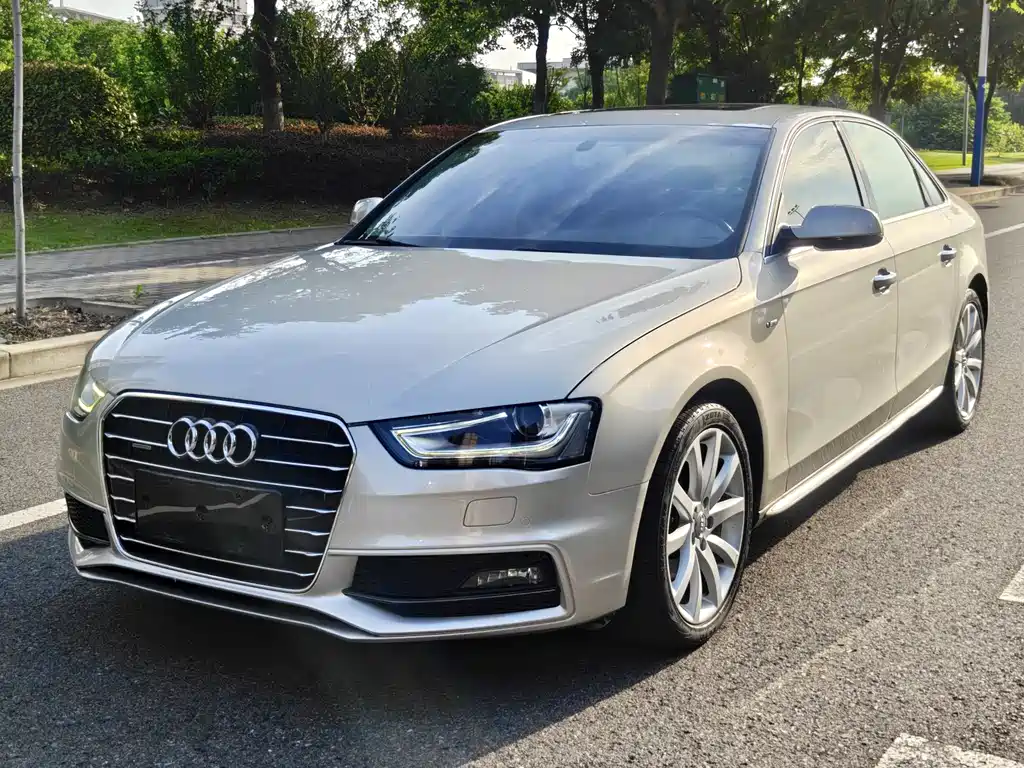 Audi A4L 2016