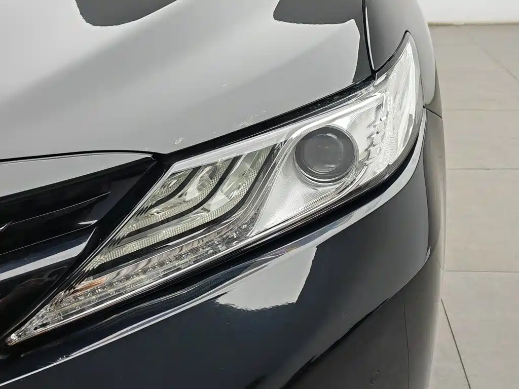 Toyota Camry 2018 2.0G Luxury