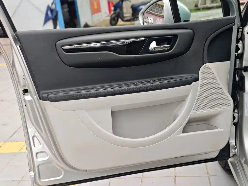 Citroen C-Quatre — миниатюра 11