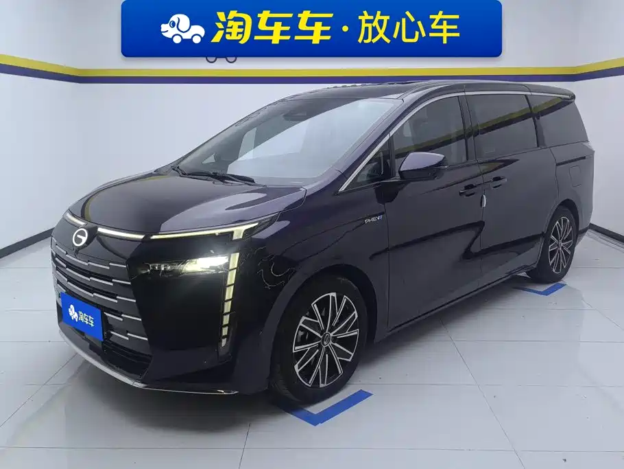 GAC Motor Trumpchi E8 PHEV