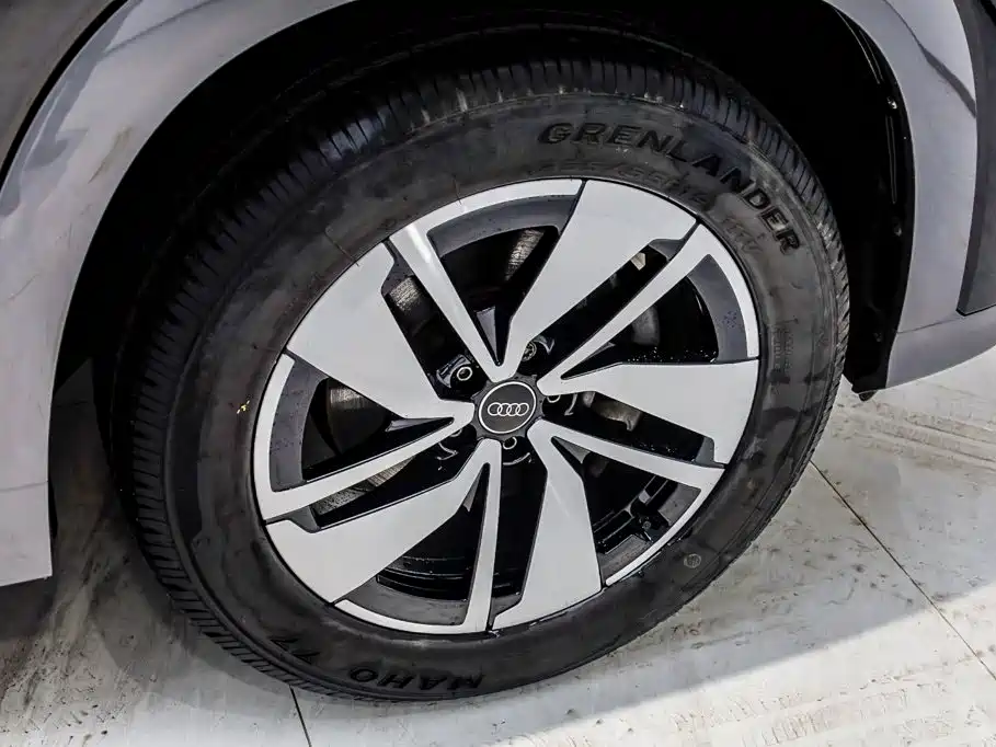 Audi Q6 — миниатюра 33