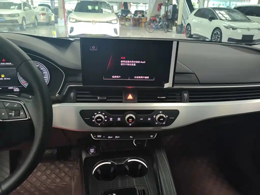Audi A4L — миниатюра 13