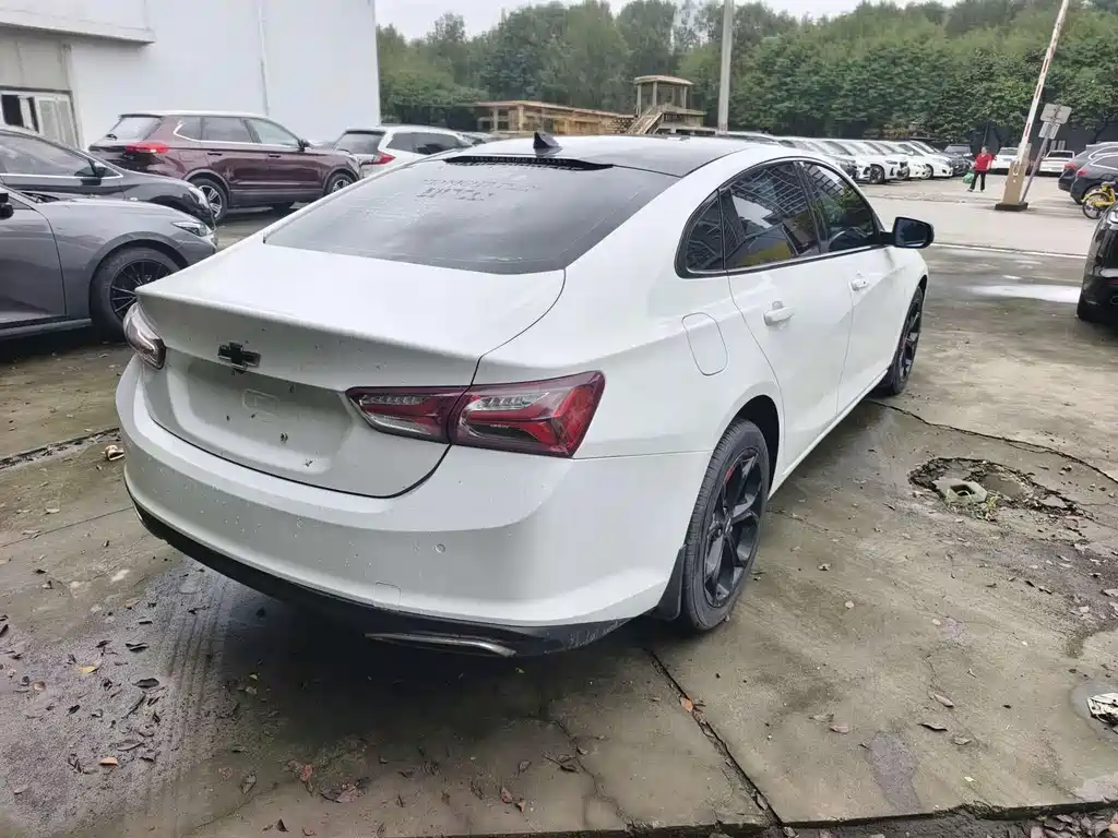 Chevrolet Malibu XL — миниатюра 9