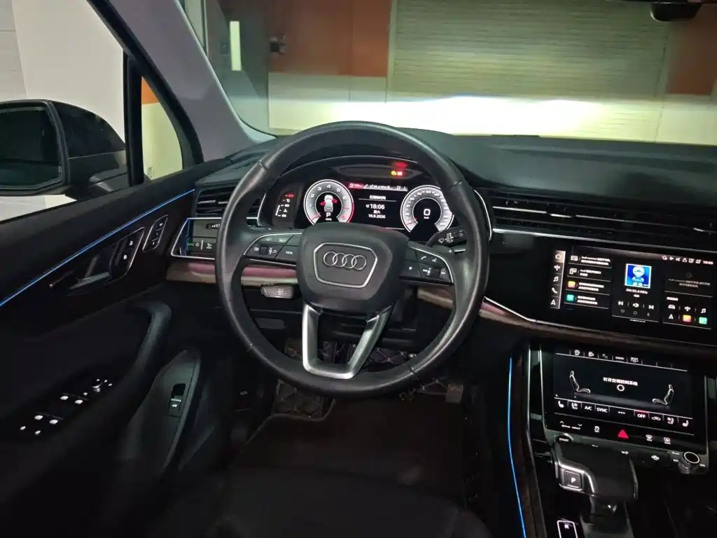 Audi Q7 — миниатюра 11
