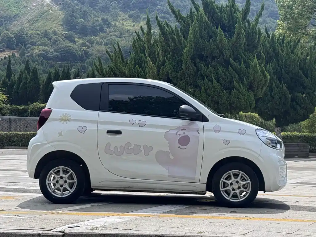 Roewe Clever — миниатюра 4