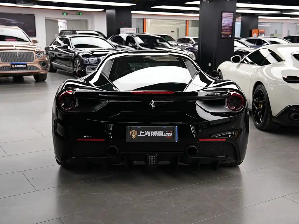 Ferrari 488 — миниатюра 3
