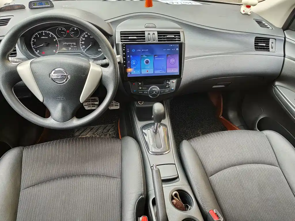 Nissan Tiida — миниатюра 5