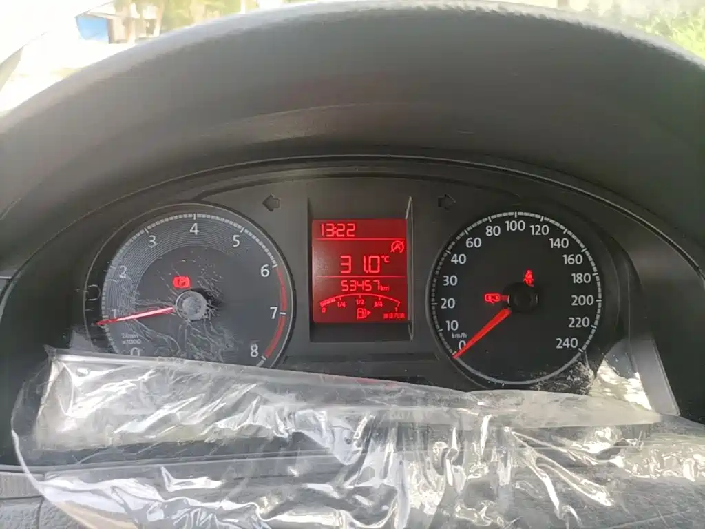 Volkswagen Santana — миниатюра 12