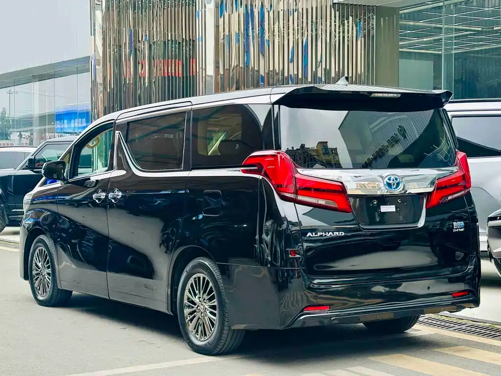 Toyota Alphard 2021 2.5L Luxury