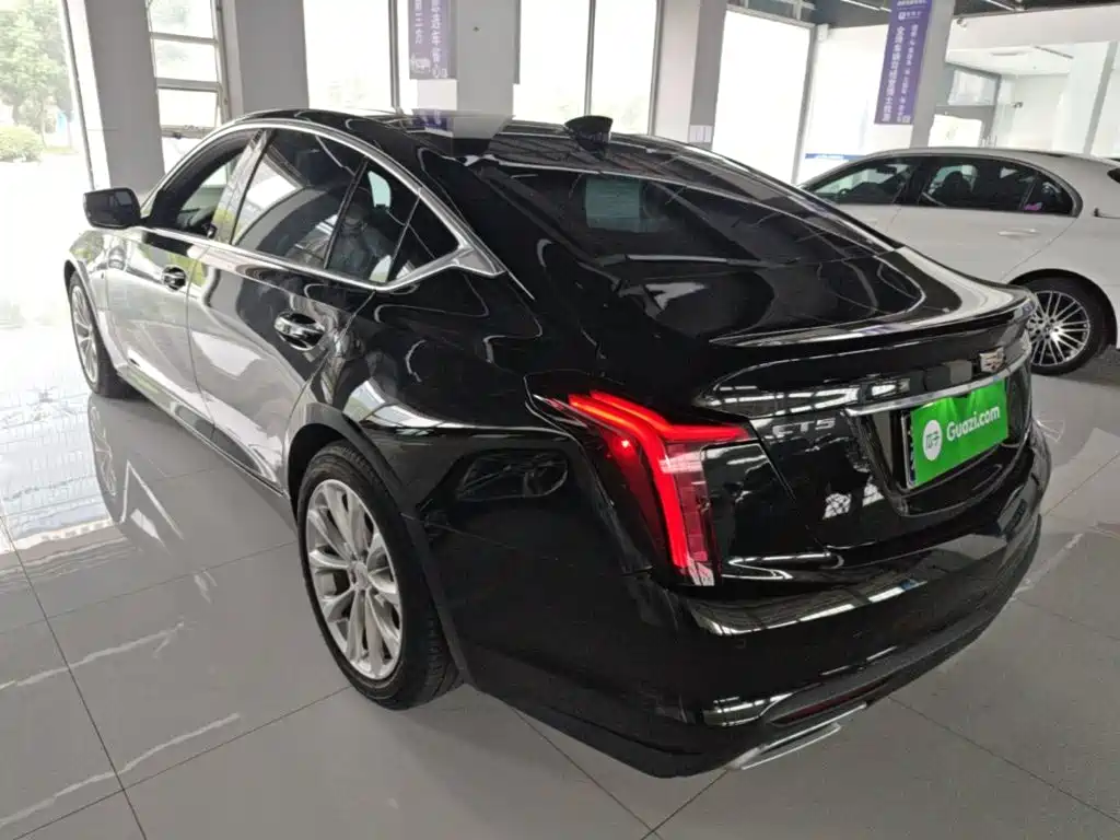 Cadillac CT5 — миниатюра 5