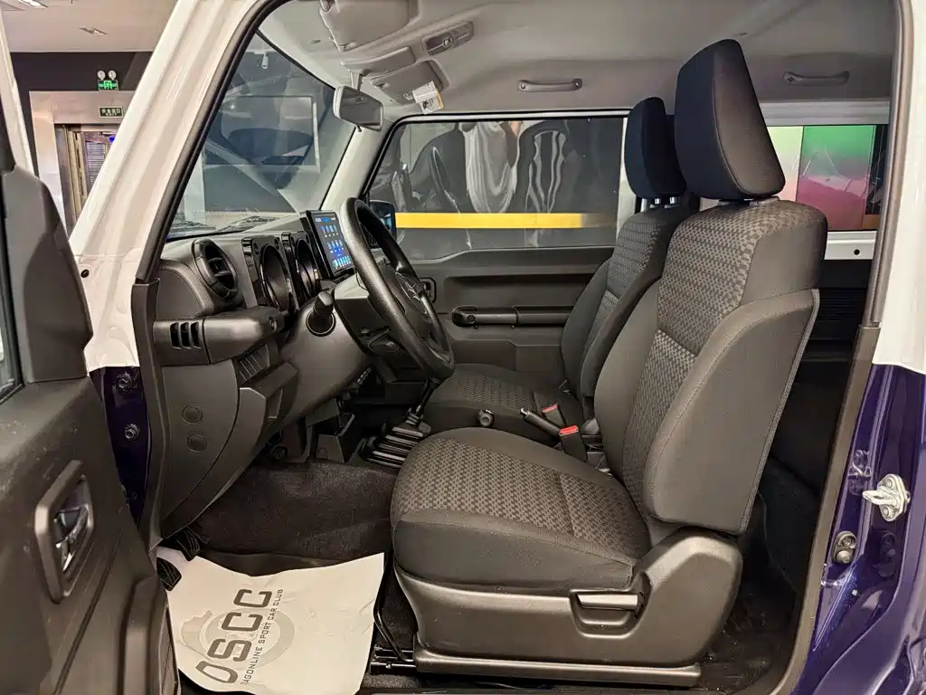 Suzuki Jimny — миниатюра 7