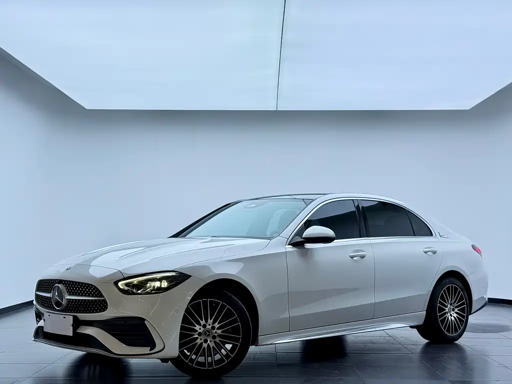 Mercedes-Benz C-Class 2023