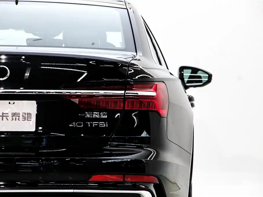 Audi A6L 2025 40 TFSI Luxury