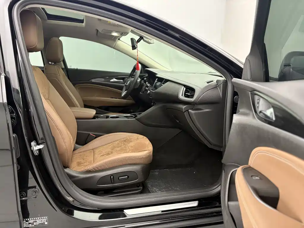 Buick Regal 2023 552T Smart