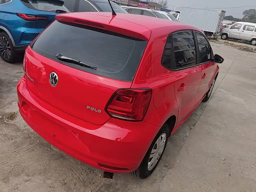Volkswagen Polo — миниатюра 7