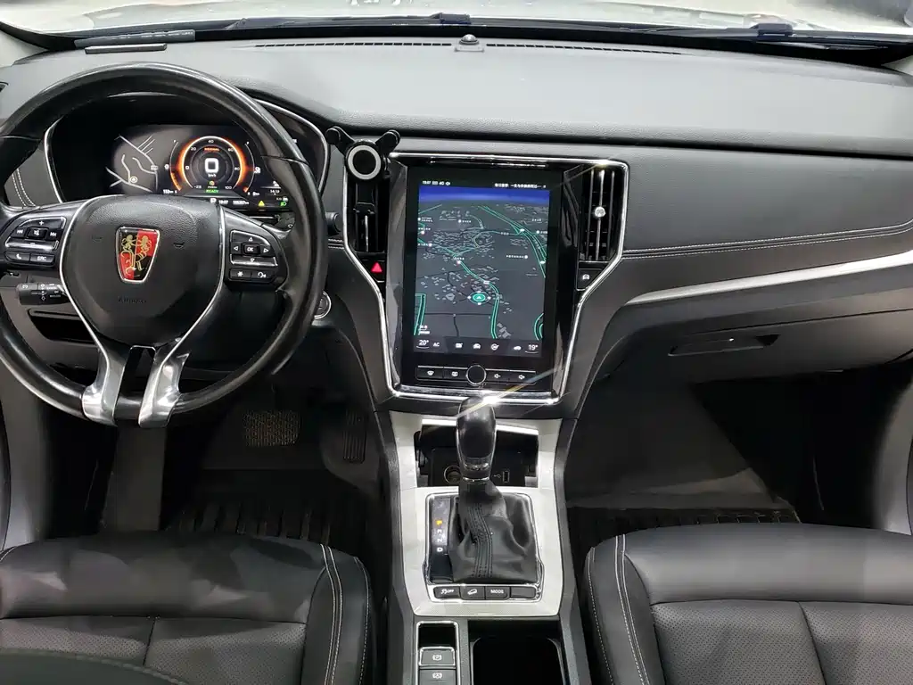Roewe RX5 New Energy - фото 5