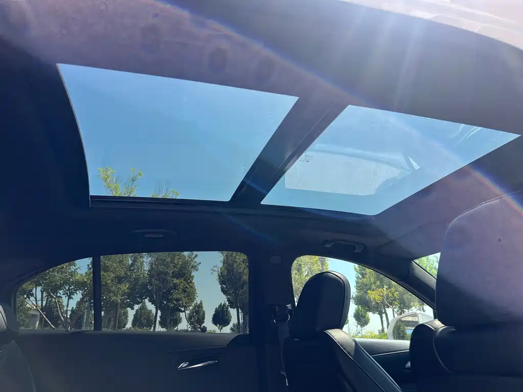 Cadillac XT4 — миниатюра 18