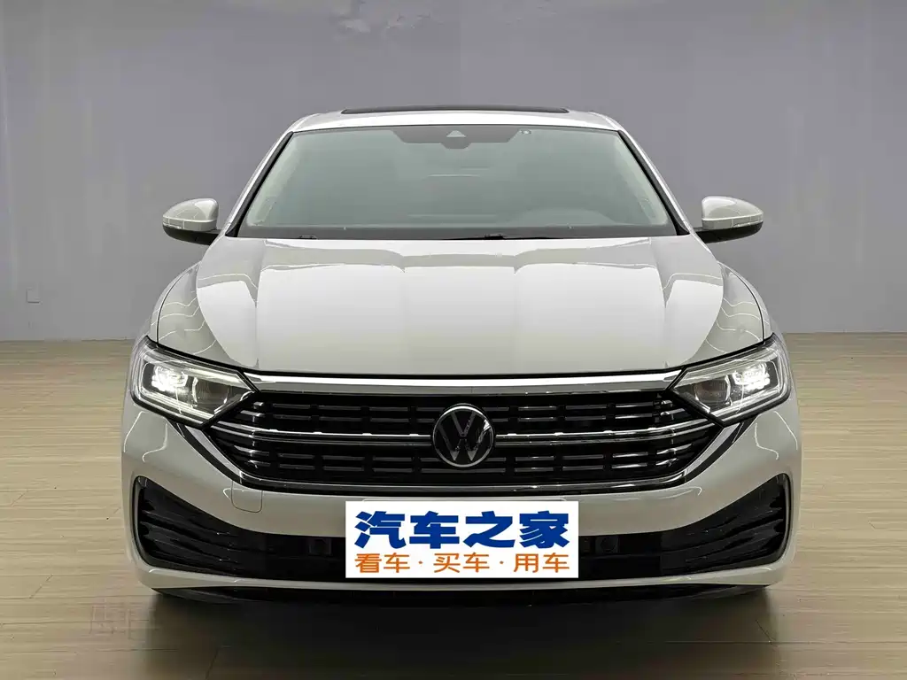 Volkswagen Sagitar — миниатюра 2