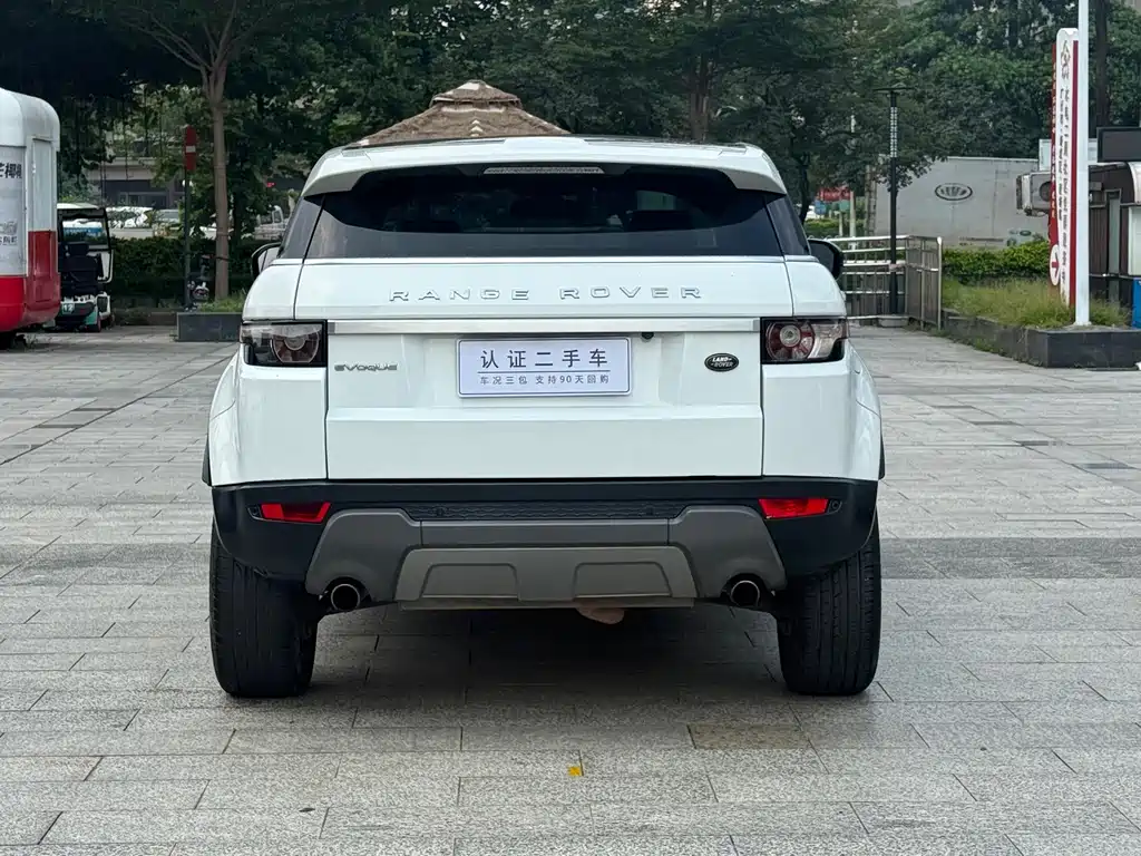 Land Rover Evoque (Import) — миниатюра 8