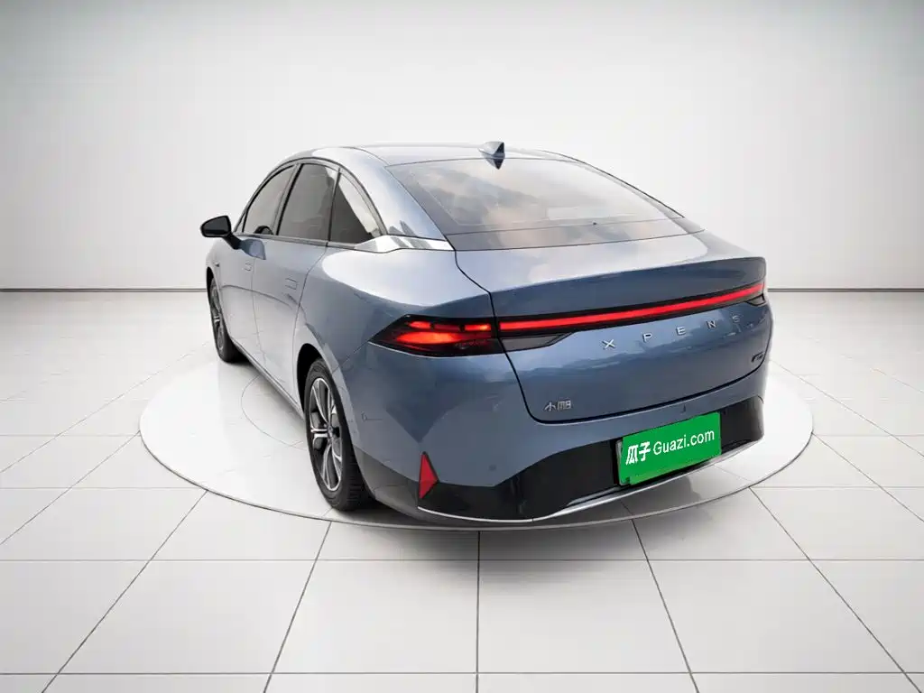 XPeng P5 — миниатюра 25
