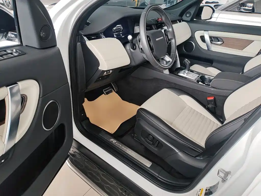 Land Rover Discovery Sport Hybrid — миниатюра 16