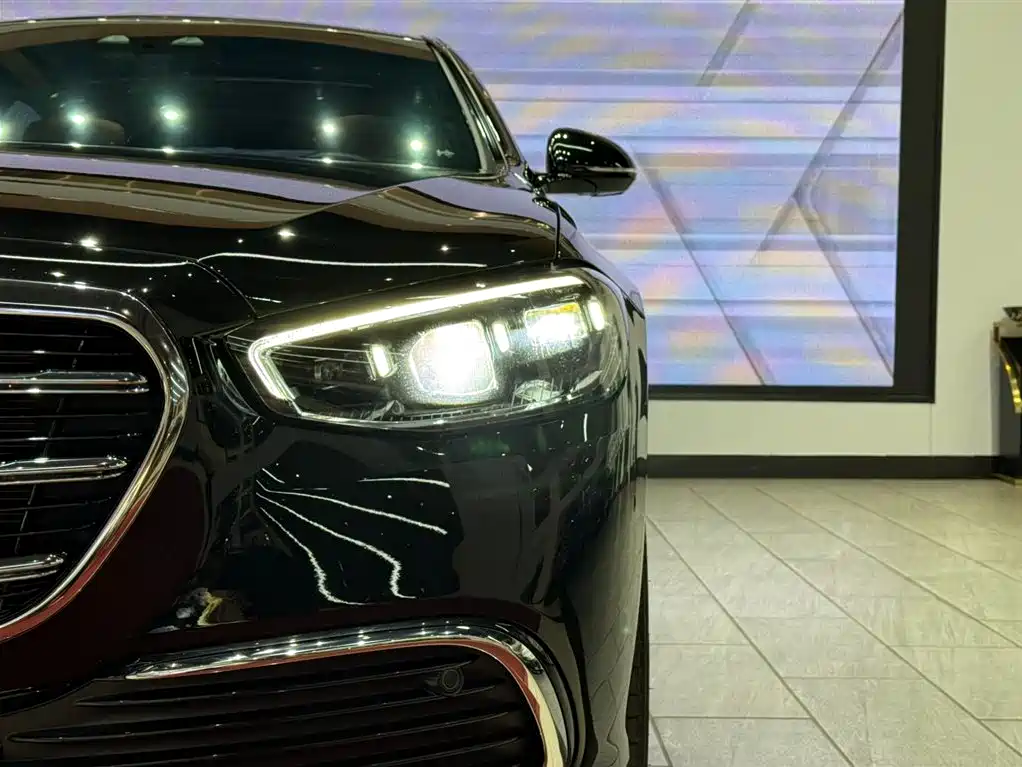 MERCEDES-BENZ S CLASS