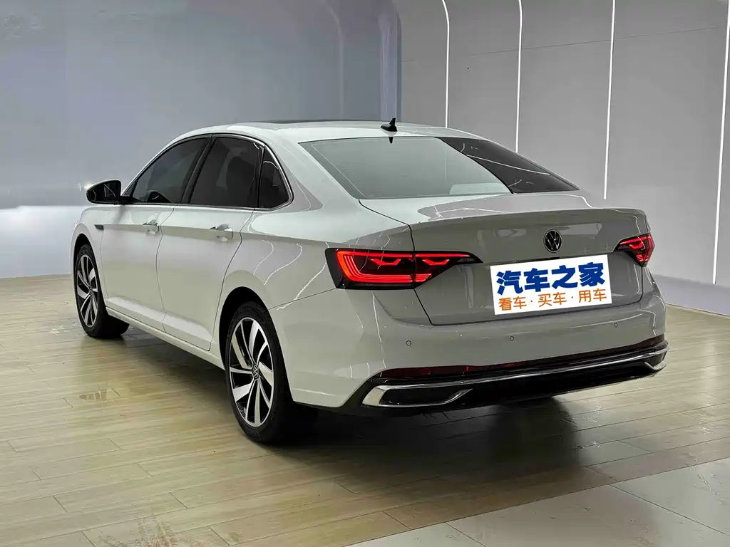 Volkswagen Sagitar — миниатюра 6