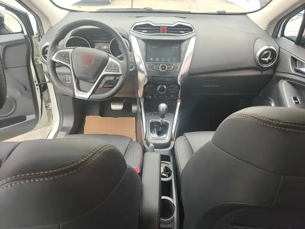 BYD Yuan — миниатюра 10