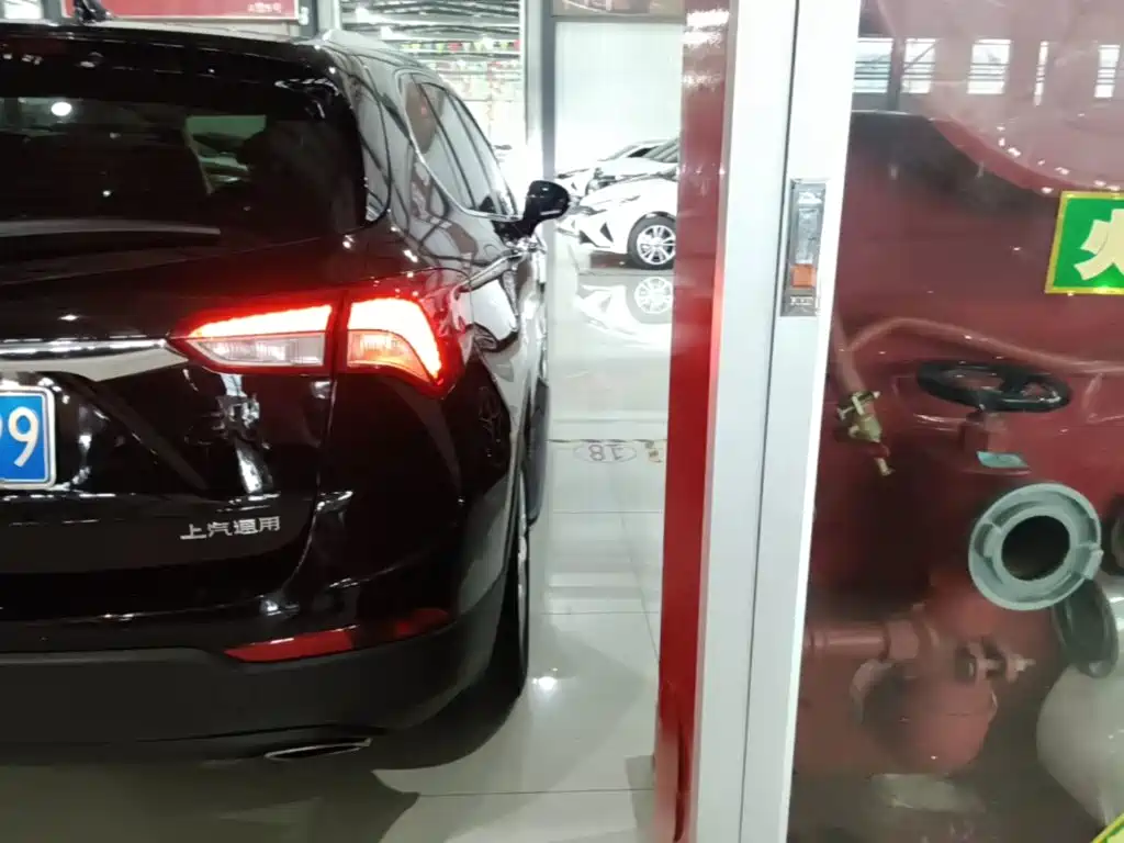 Buick Envision Plus — миниатюра 8