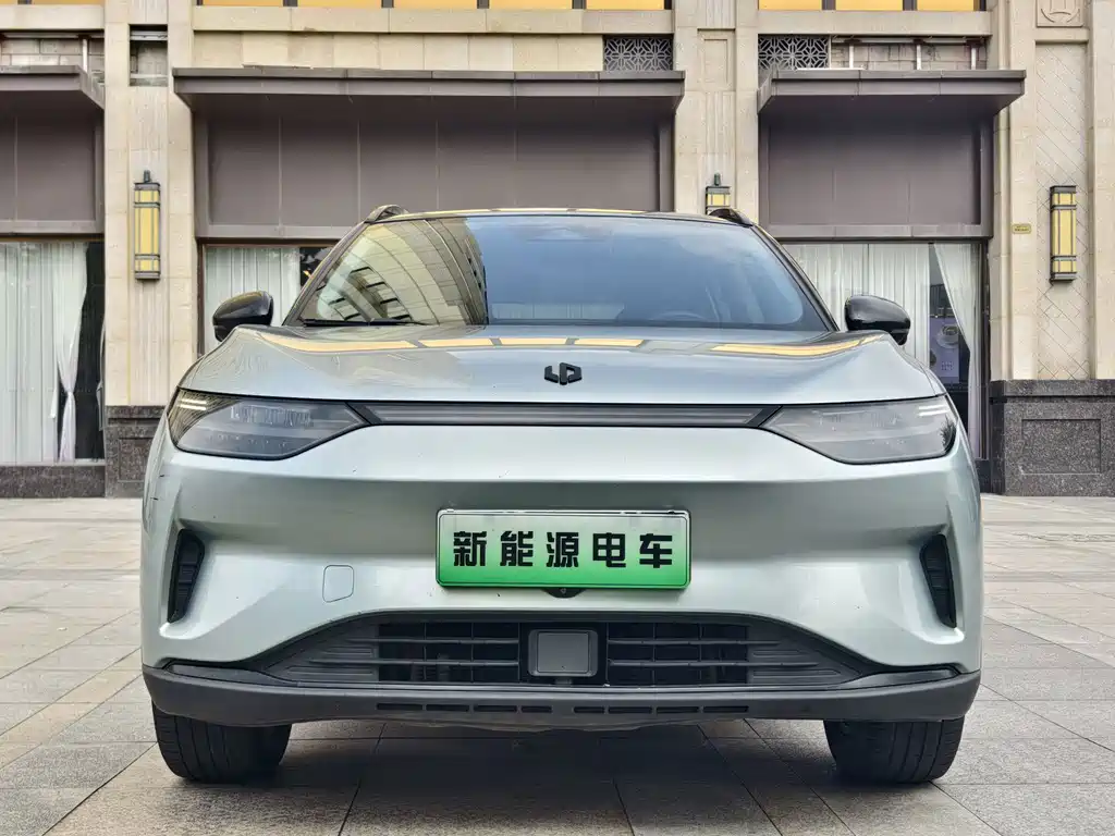 Leapmotor Leapmotor C11 — миниатюра 2