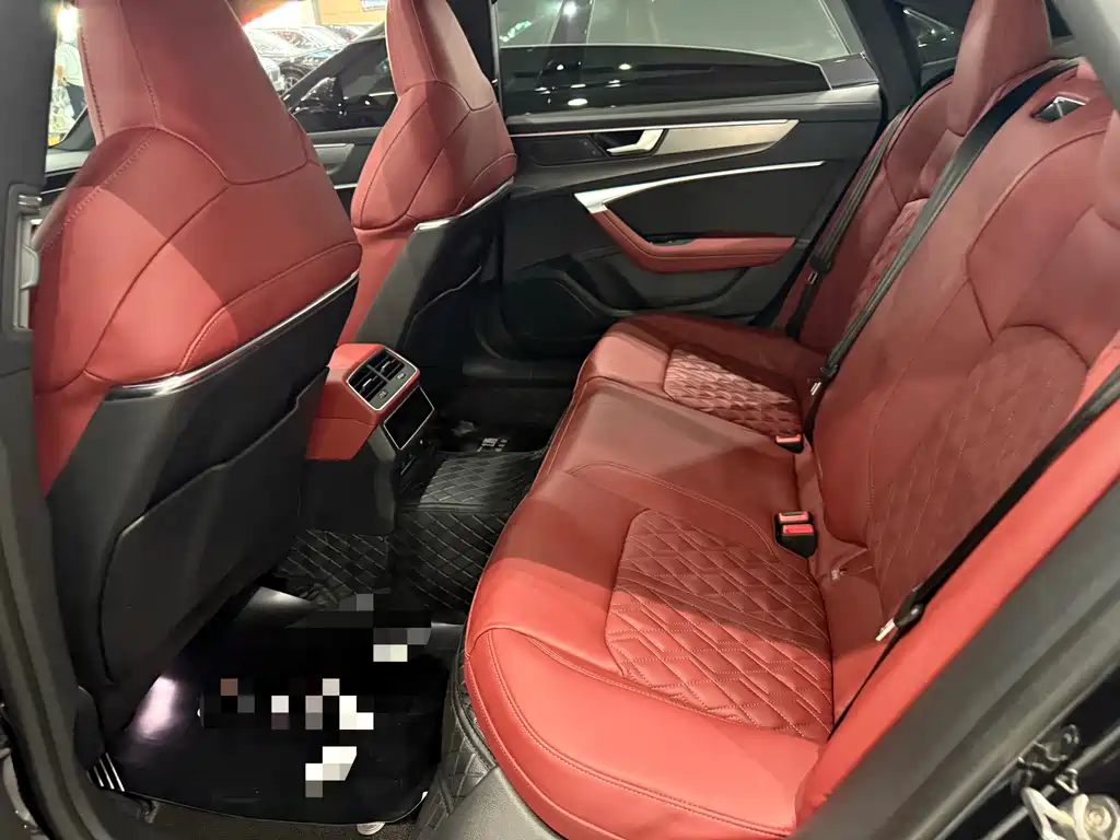Audi A7L — миниатюра 6