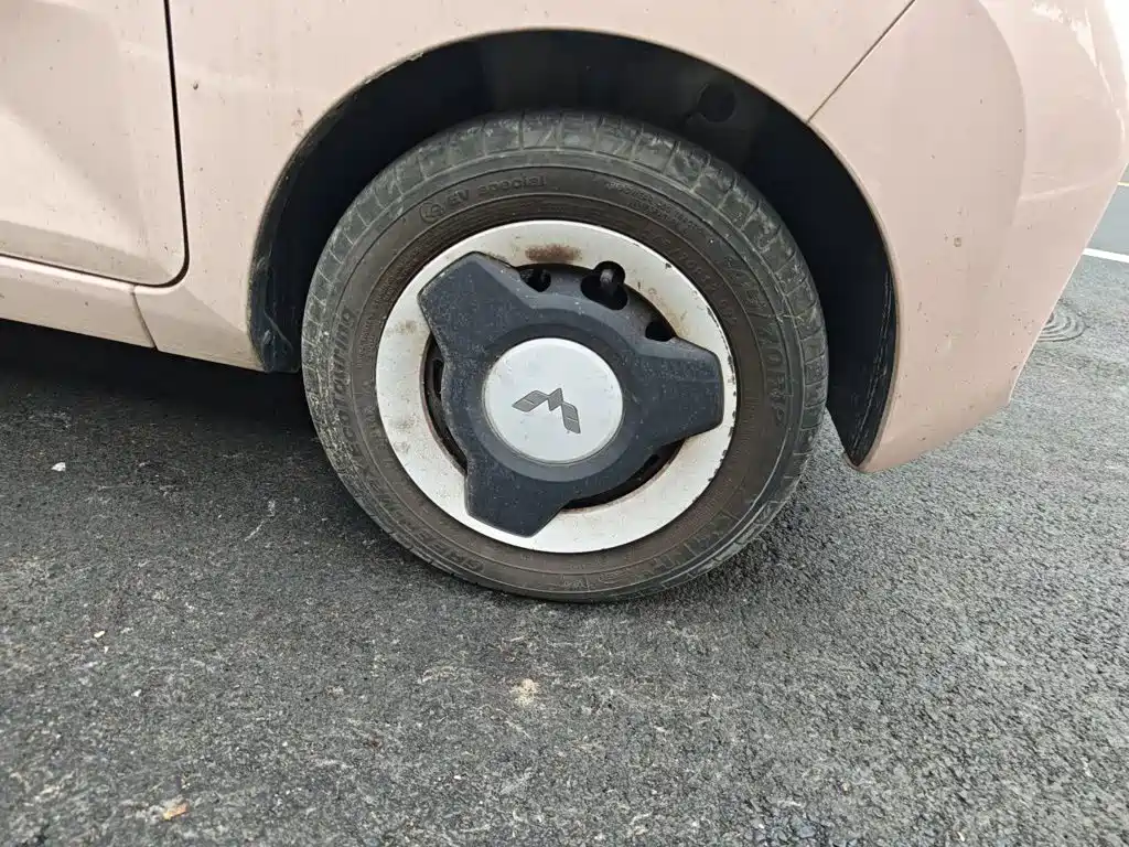 Wuling MINIEV — миниатюра 8