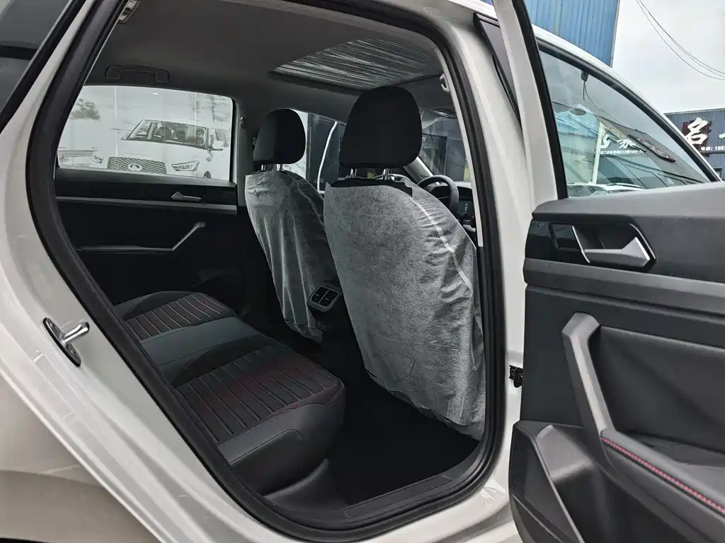 Volkswagen Lavida 2026 300TSI DSG