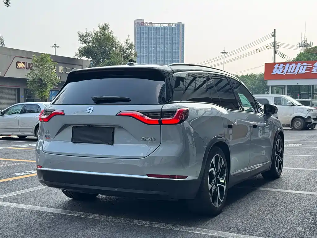 NIO ES8 — миниатюра 5