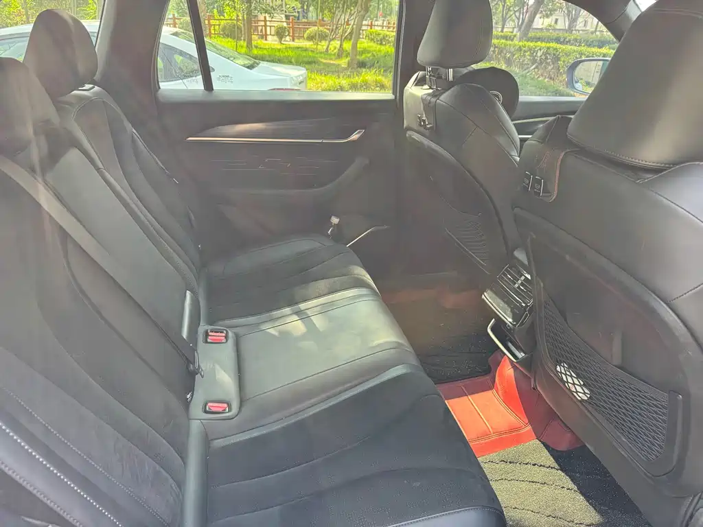 Geely Xingyue L — миниатюра 8