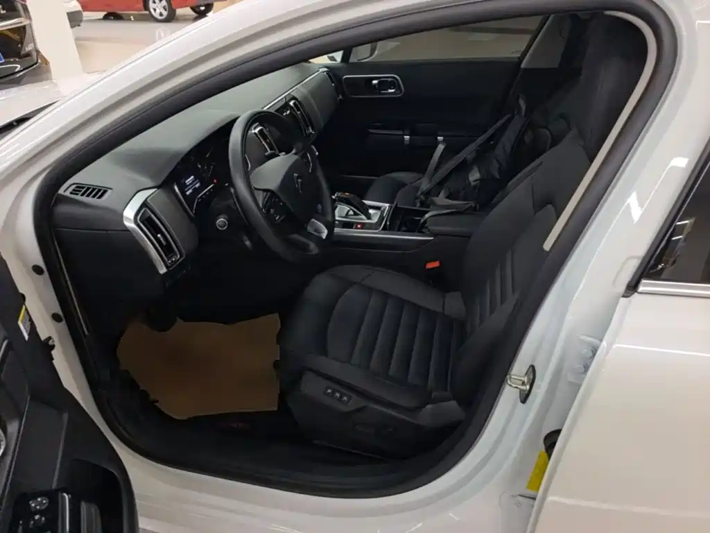 Citroen C6 — миниатюра 15