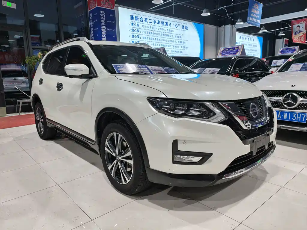 NISSAN QIJUN
