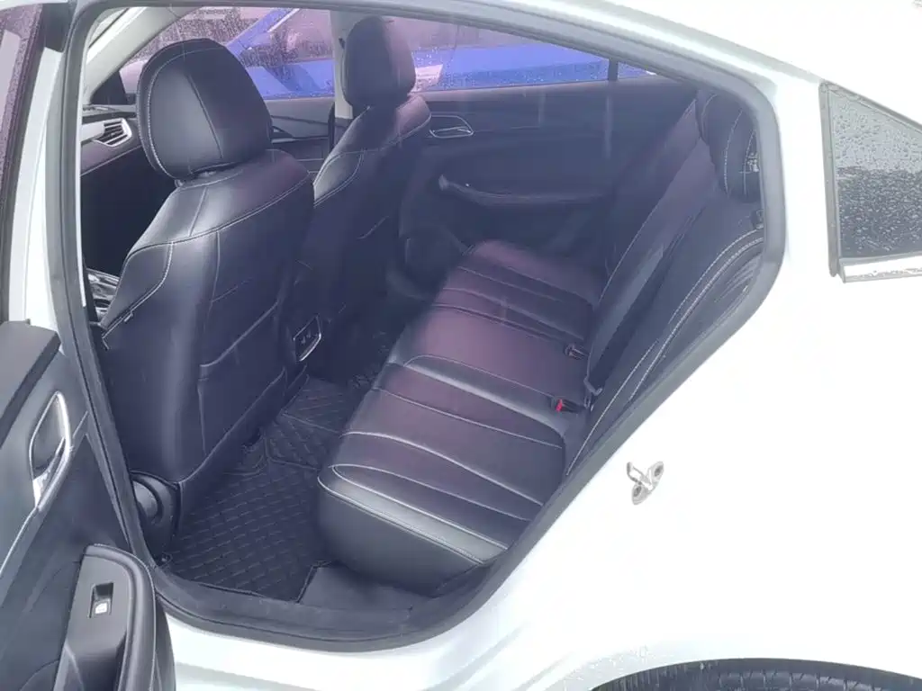Roewe i5 — миниатюра 17