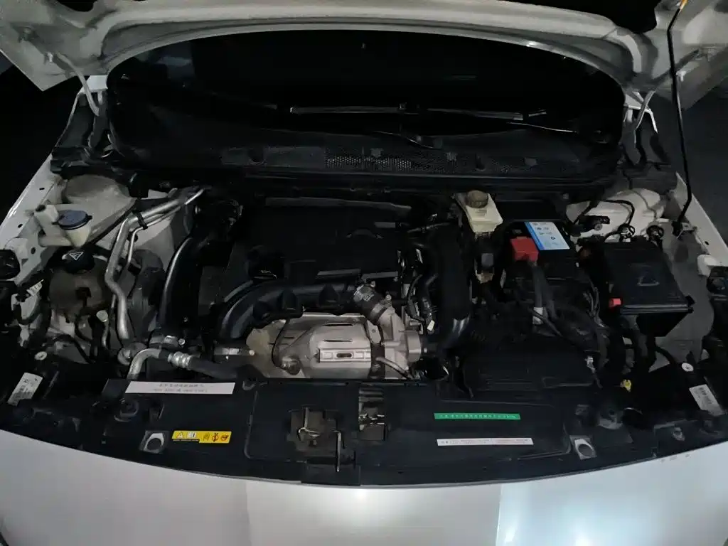 Peugeot 408 — миниатюра 11