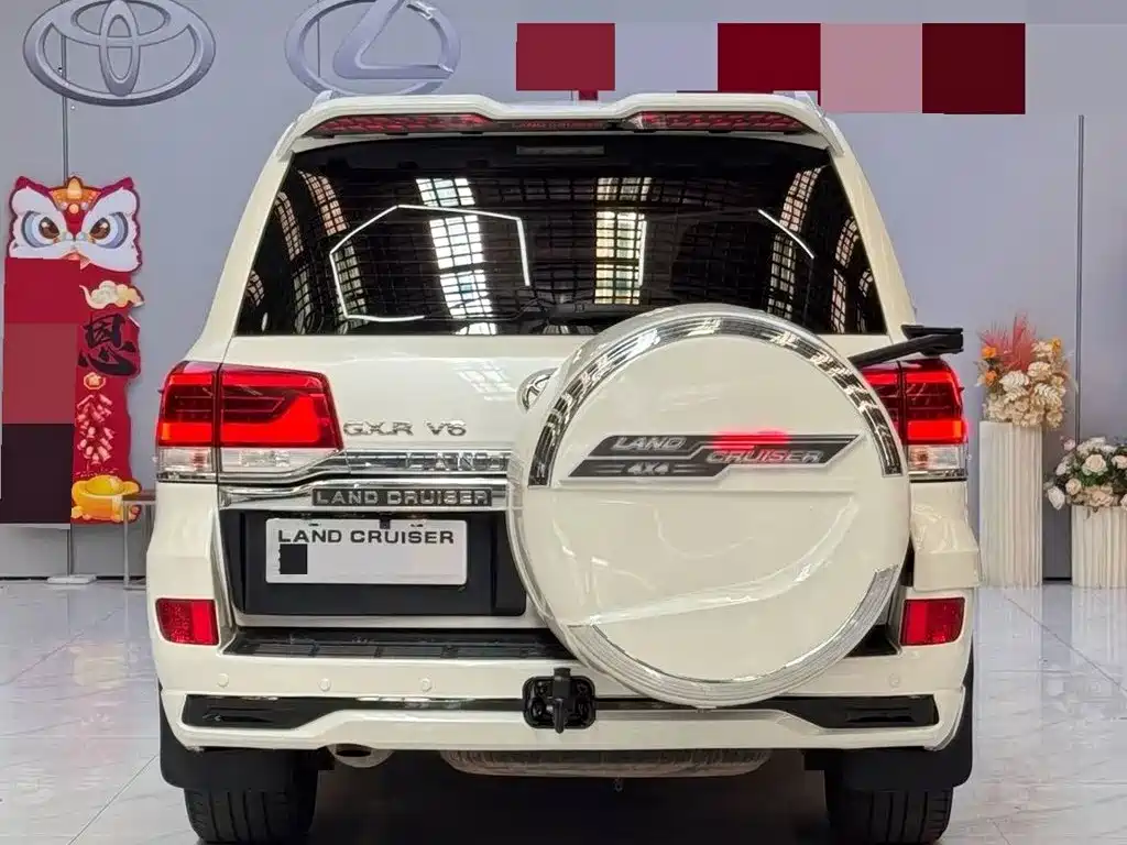 Toyota Land Cruiser — миниатюра 8