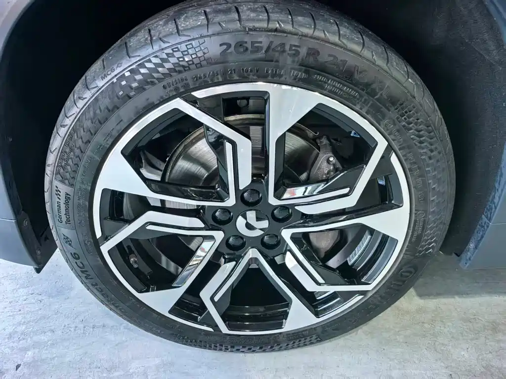 NIO ES8 — миниатюра 4
