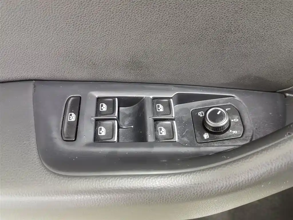 Volkswagen Magotan 2018 330TSI DSG Luxury