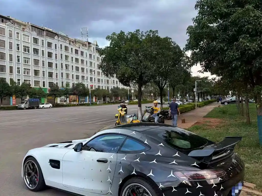 Mercedes-Benz AMG GT — миниатюра 3