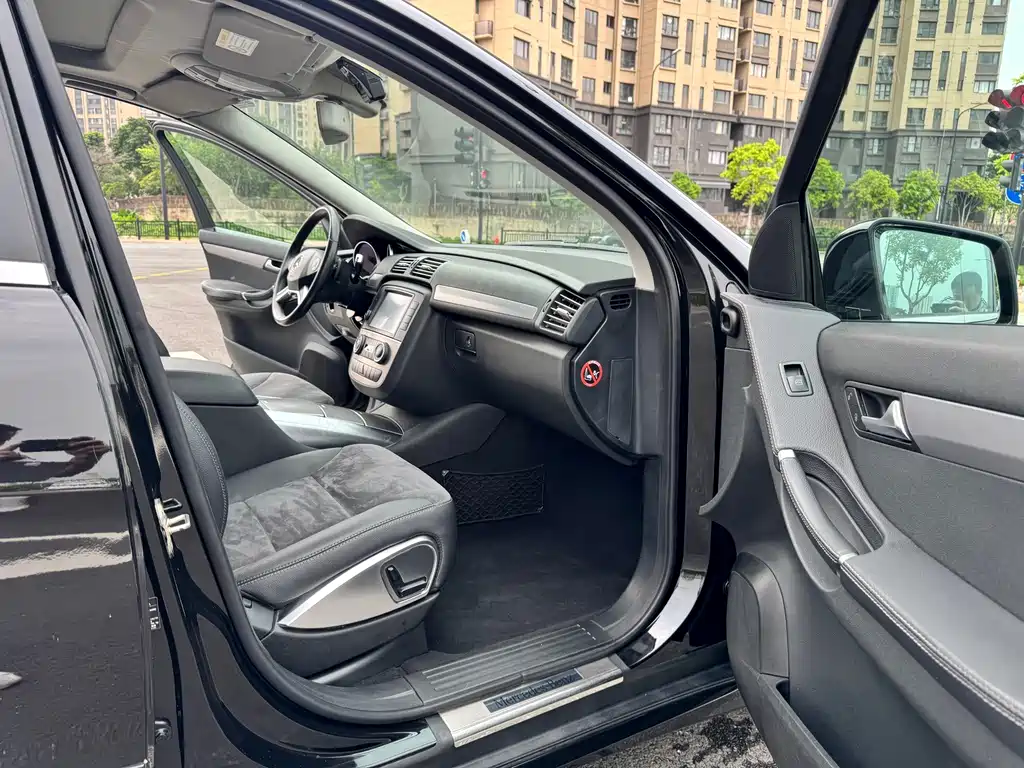 Mercedes-Benz R-Class — миниатюра 7